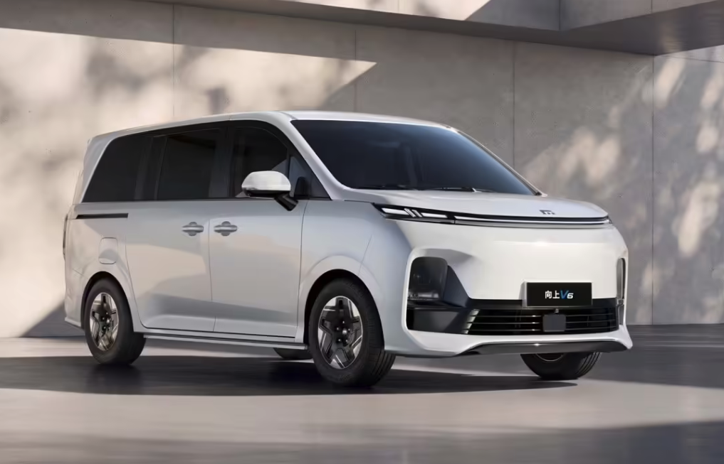 鑫源汽车品牌焕新发布新Logo 被指撞脸小米 首款新车向上V6年内上市